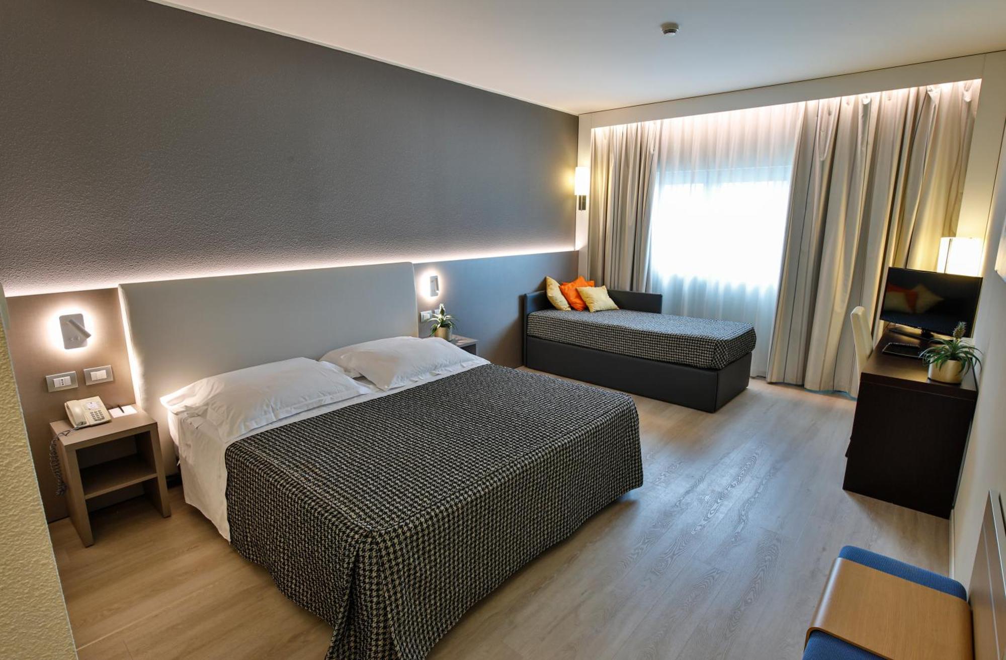 The Sydney Hotel Bologna Esterno foto