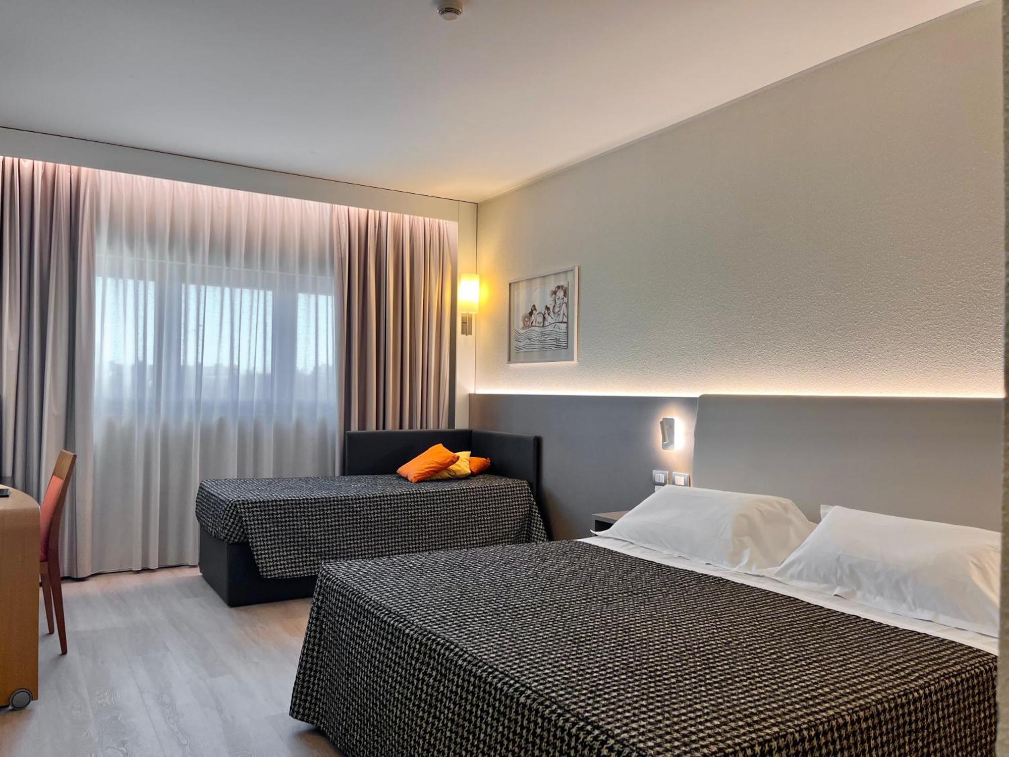 The Sydney Hotel Bologna Esterno foto