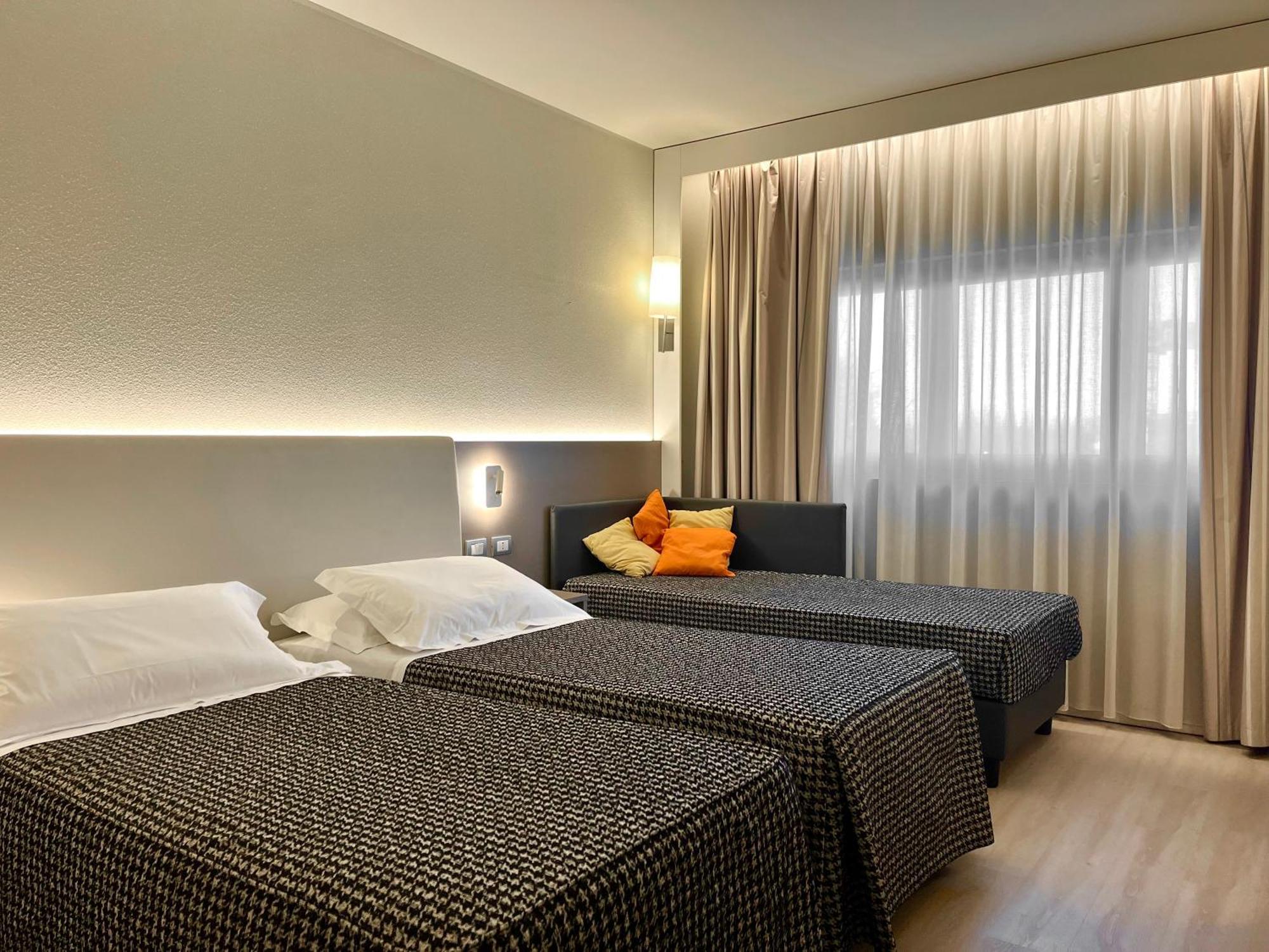 The Sydney Hotel Bologna Esterno foto